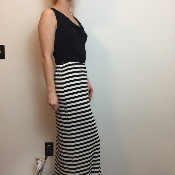 Sunday in Brooklyn Black Striped Sleeveless Dress - Picture 4 of 8